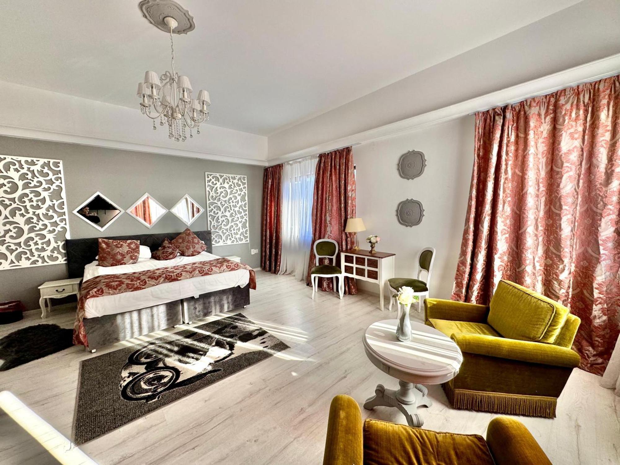 Hotel Helin Aeroport - Craiova Kültér fotó