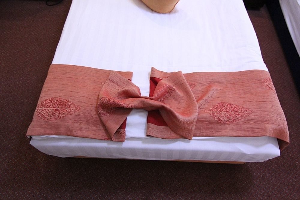 Hotel Helin Aeroport - Craiova Kültér fotó